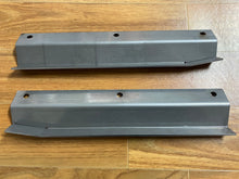 Load image into Gallery viewer, XL XM Futura Console Mounting Bracket Kit