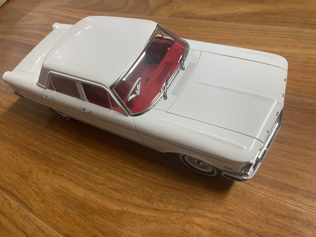 1:18 1965 White Ford Falcon Sedan DDA Collectables Model