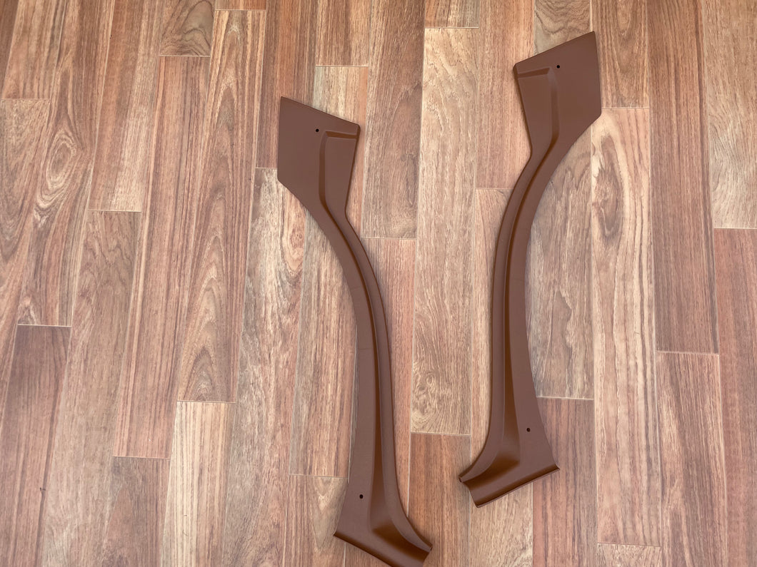 Saddle Plastic Dog Leg Wheel Arch Trim XR-Y