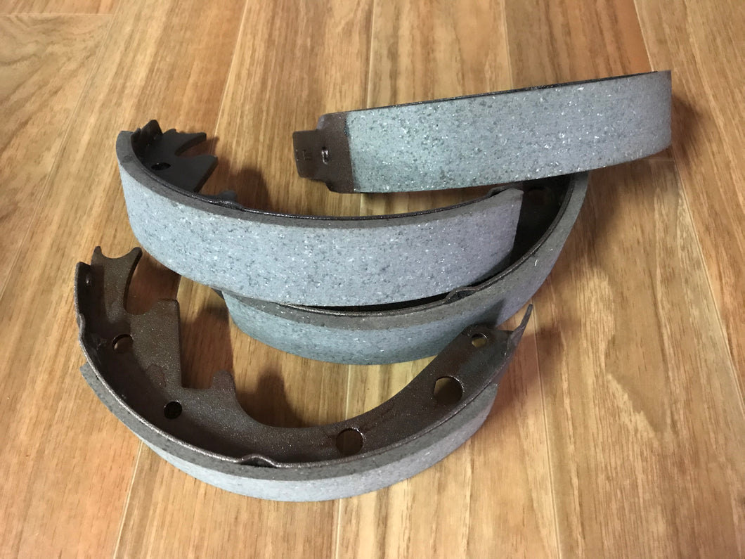 XM XP Sedans Wagon and Coupe Front Brake Shoes